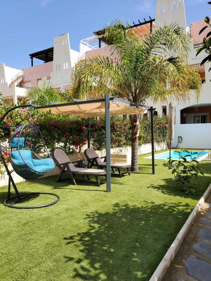 Bajo En Primera Linea De Vera-Playa Con Piscina Privada! Luaran gambar