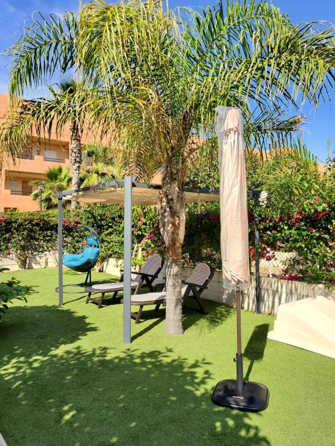 Bajo En Primera Linea De Vera-Playa Con Piscina Privada! Luaran gambar