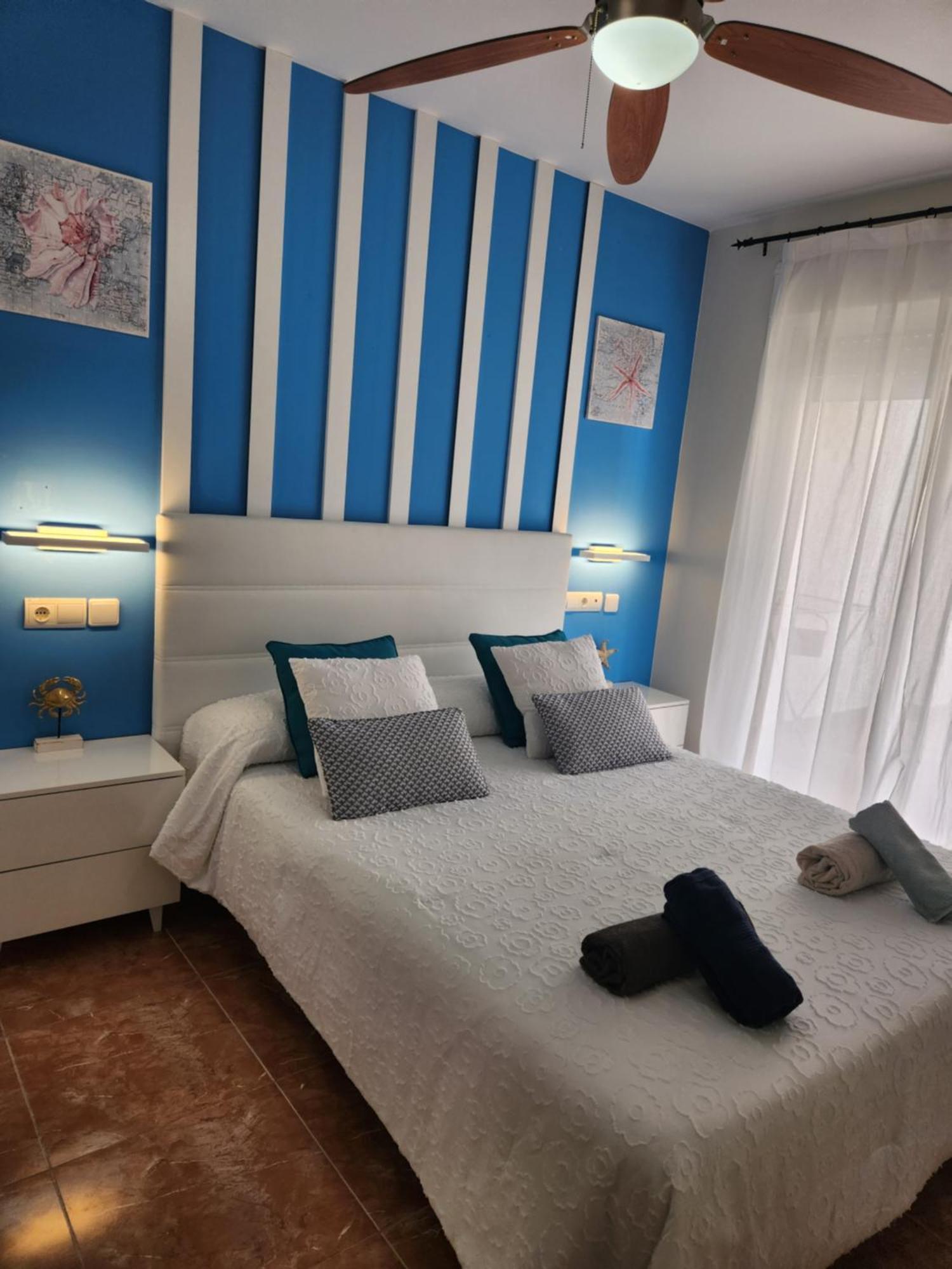 Bajo En Primera Linea De Vera-Playa Con Piscina Privada! Luaran gambar
