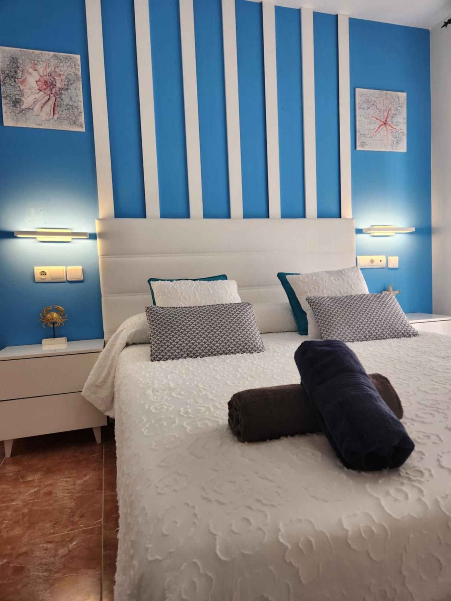 Bajo En Primera Linea De Vera-Playa Con Piscina Privada! Luaran gambar