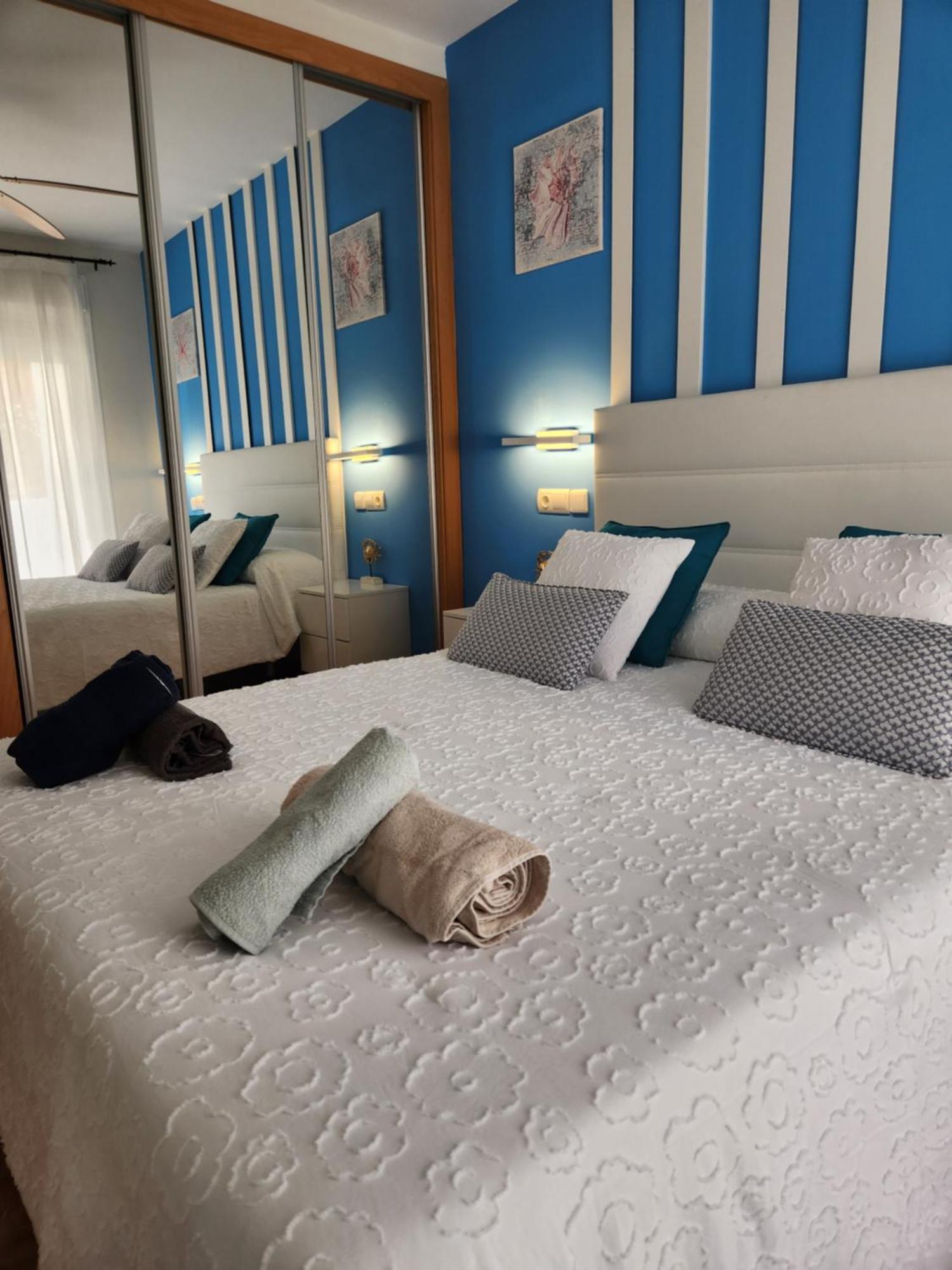 Bajo En Primera Linea De Vera-Playa Con Piscina Privada! Luaran gambar