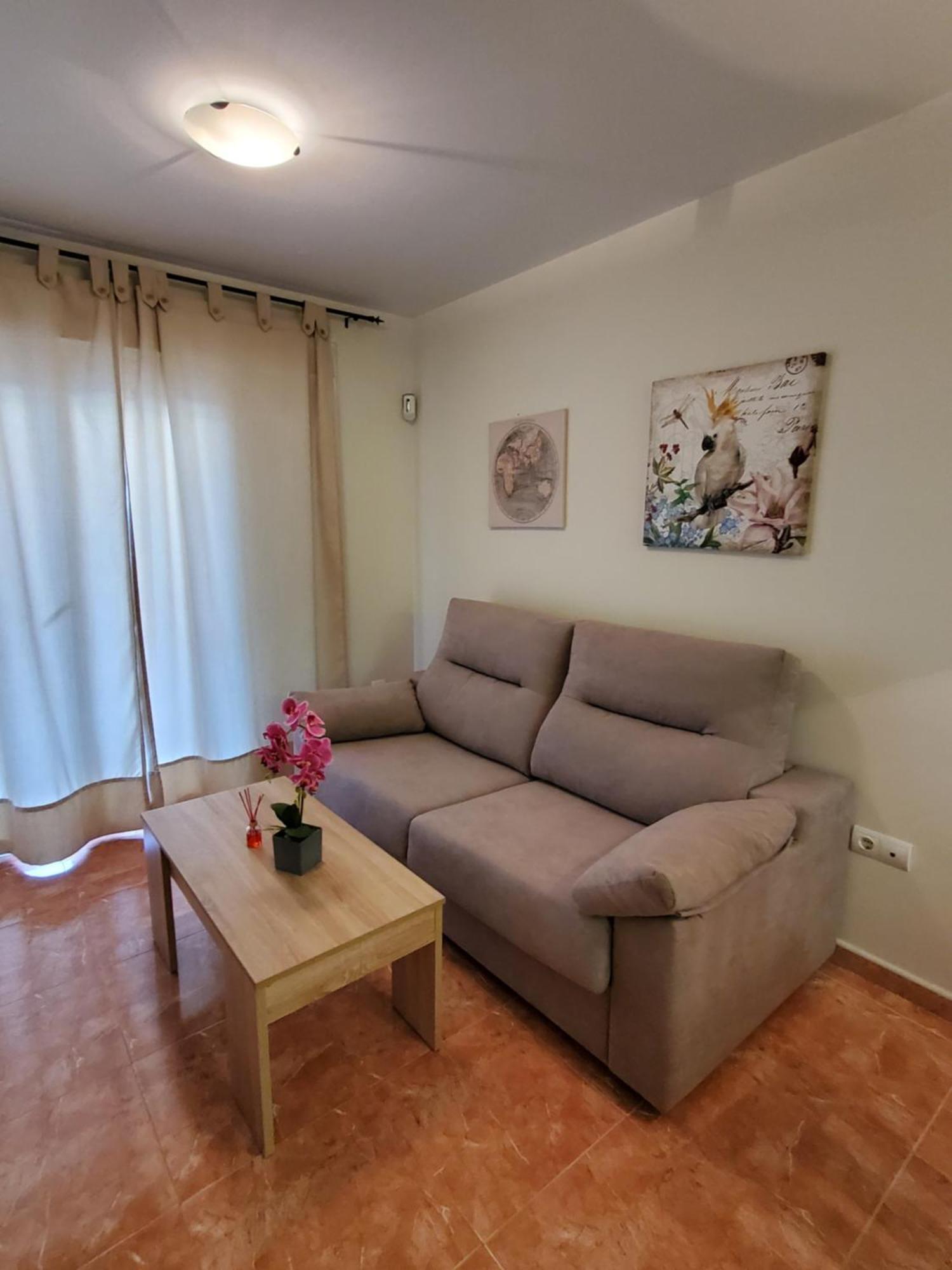 Bajo En Primera Linea De Vera-Playa Con Piscina Privada! Bilik gambar